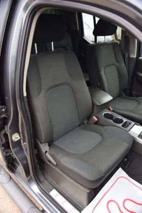 Nissan Navara 2.5D с Хардтоп - 11999 € / 23468.00 лв. - 67461537 12 | Car24.bg Nissan Navara 2.5D с Хардтоп - 11999 € / 23468.00 лв. - 67461537 12