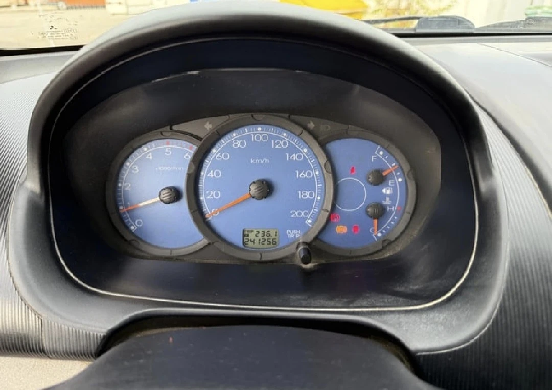 Mitsubishi L200 2.5DiD* 4Х4* САМОСВАЛ* ШВЕЙЦАРИЯ*  - изображение 10 | Auto.bg Mitsubishi L200 2.5DiD* 4Х4* САМОСВАЛ* ШВЕЙЦАРИЯ*  - изображение 10