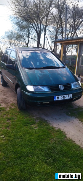     VW Sharan ~3 333 .