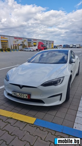     Tesla Model S Plaid ~ 100 000 EUR