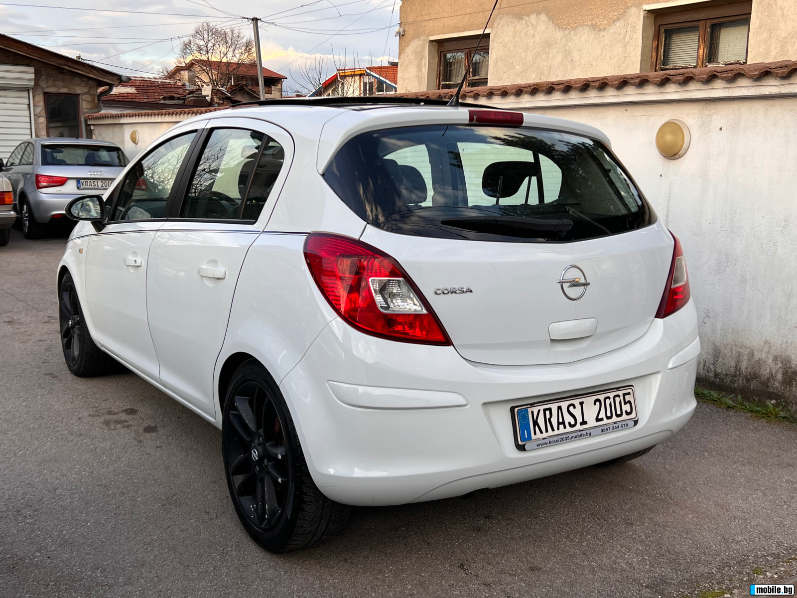 Opel Corsa 1,2I AUTOMATIC PANORAMA COSMO | Mobile.bg   4