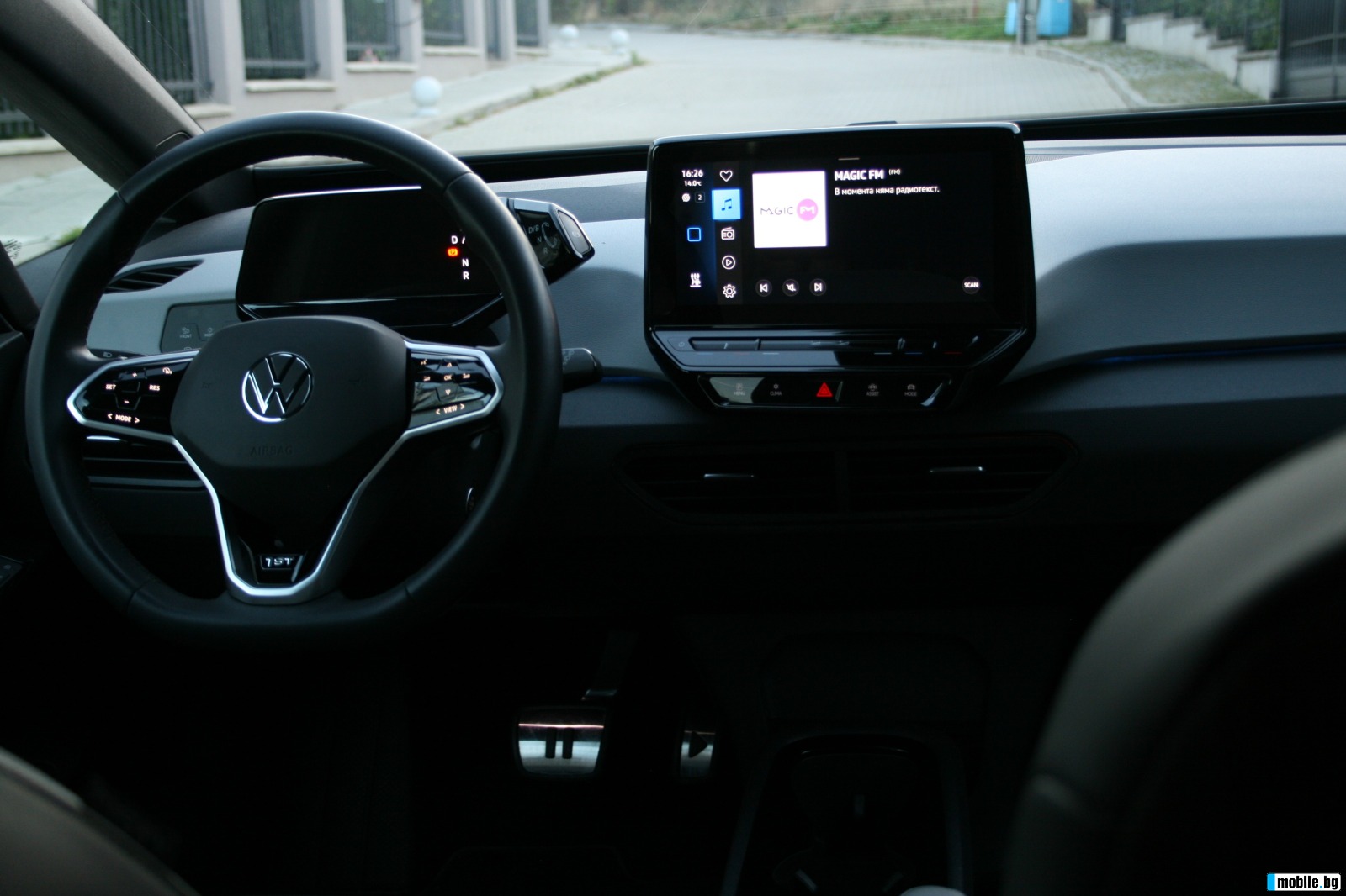 VW ID.3 PANORAMA-HEAD UP-NAVI-CAMERA-LED-ACC | Mobile.bg   13
