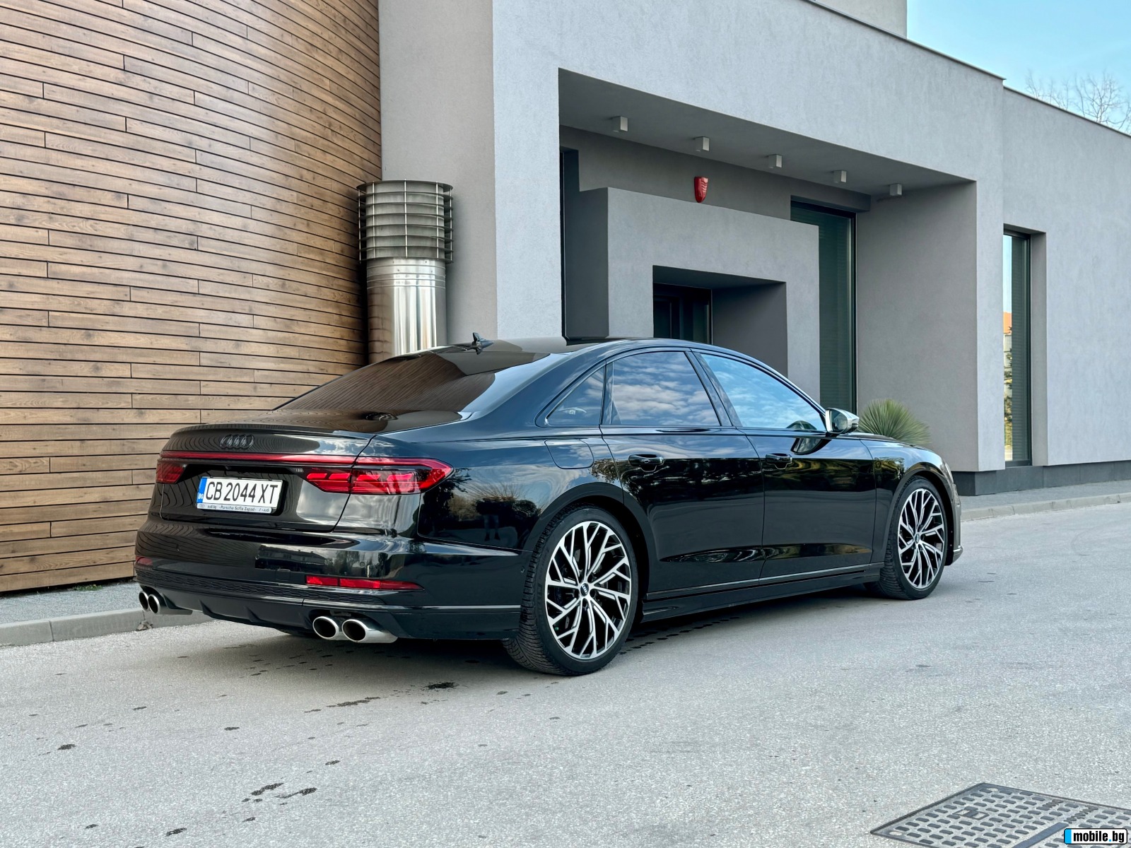 Audi S8 | Mobile.bg   4