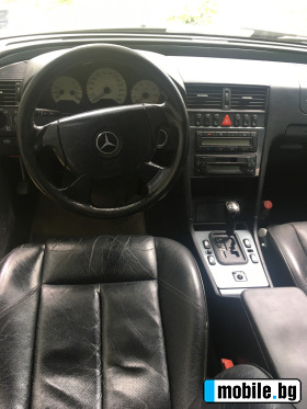  Mercedes-Benz C 240