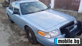  Ford Crown victoria