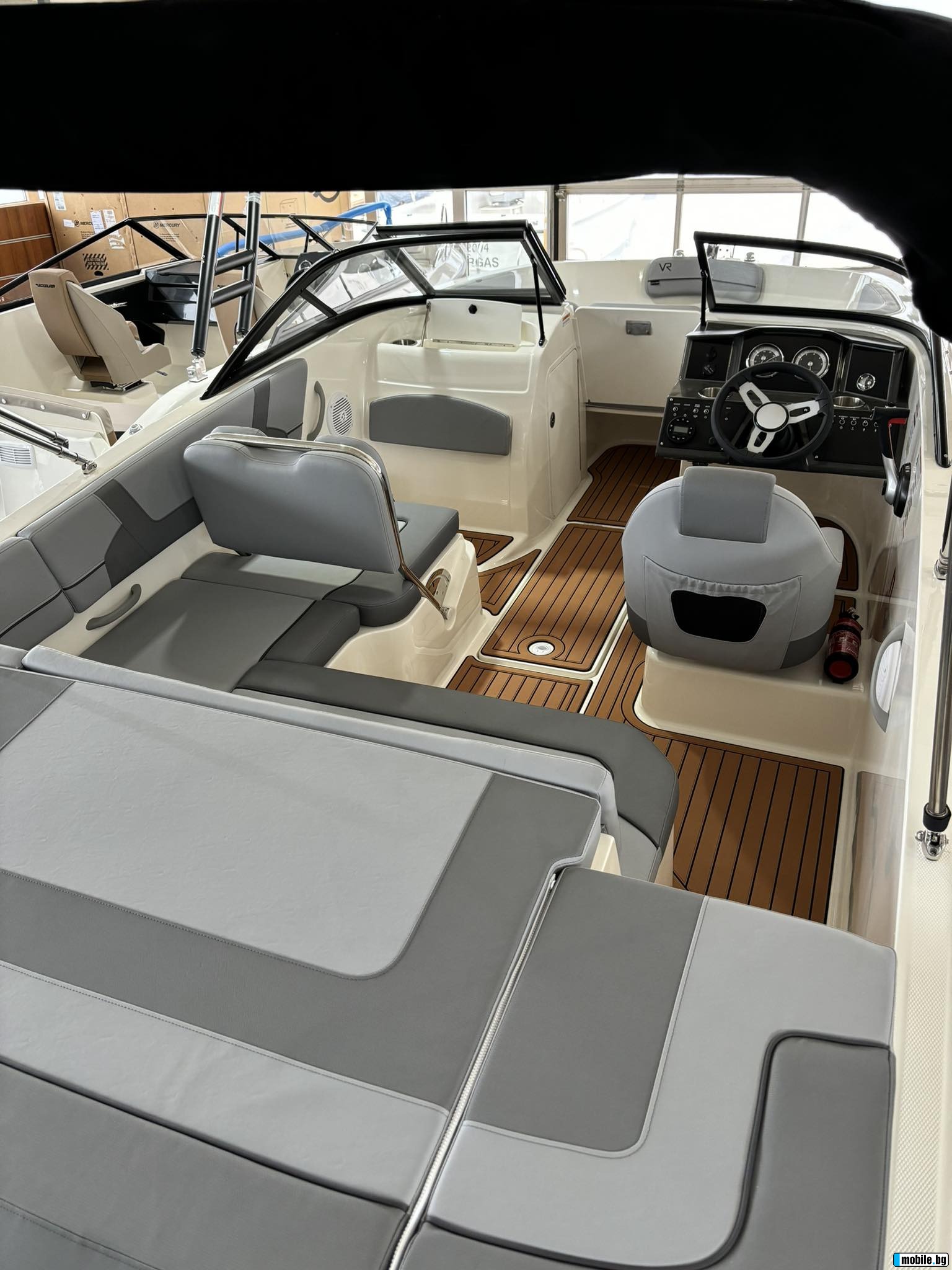  Bayliner VR5 outboard  | Mobile.bg   8