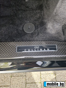 Rolls-Royce Cullinan Black Badge  | Mobile.bg   15