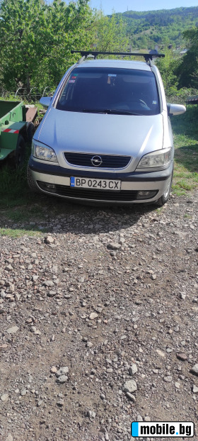     Opel Zafira  ~4 200 .