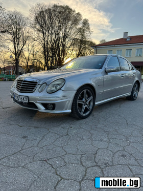 Mercedes-Benz E 55 A...