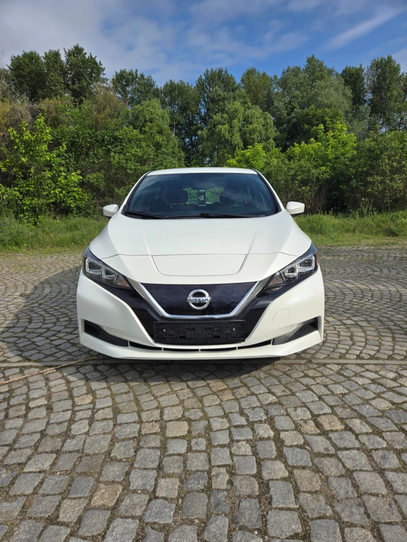 Nissan Leaf  40 KWh, снимка 5 - Автомобили и джипове - 45727338