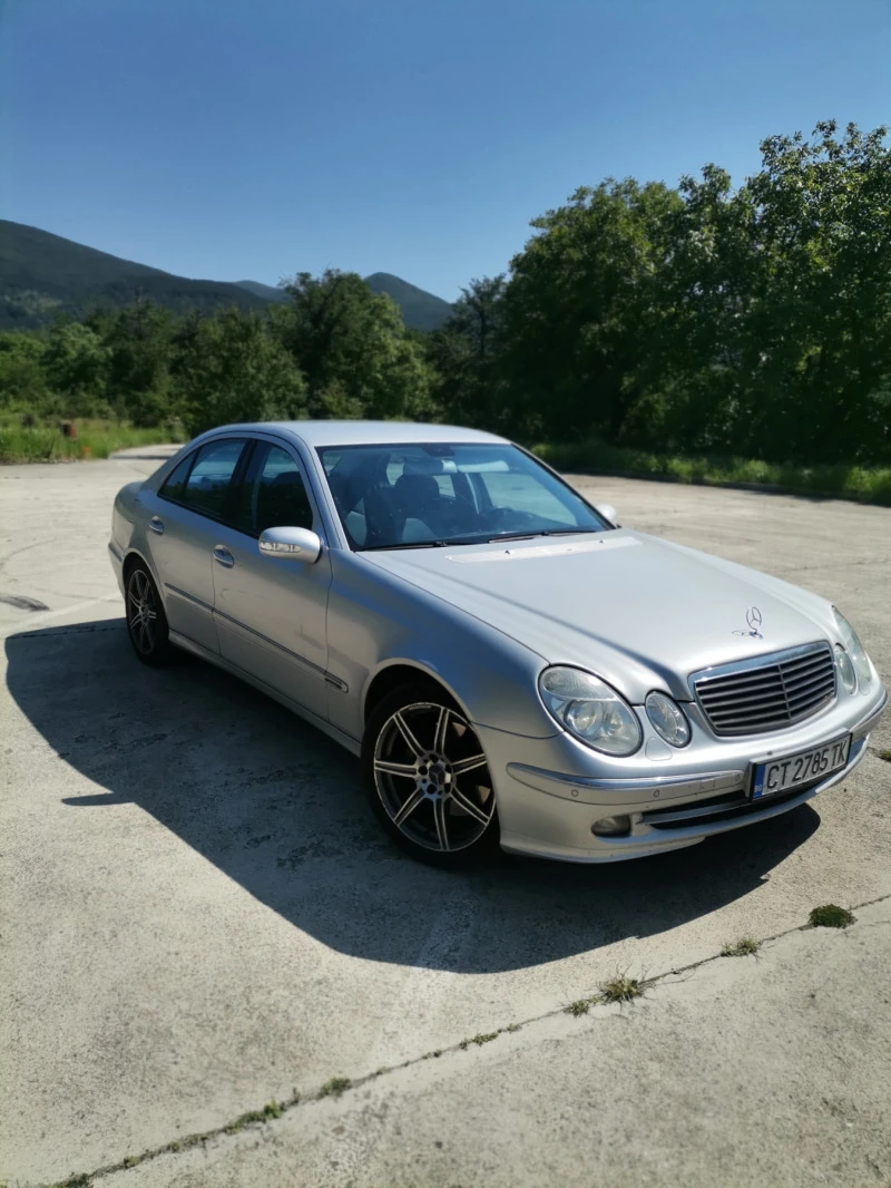 Mercedes-Benz E 350 ГАЗОВА УРЕДБА!, снимка 4 - Автомобили и джипове - 48651377