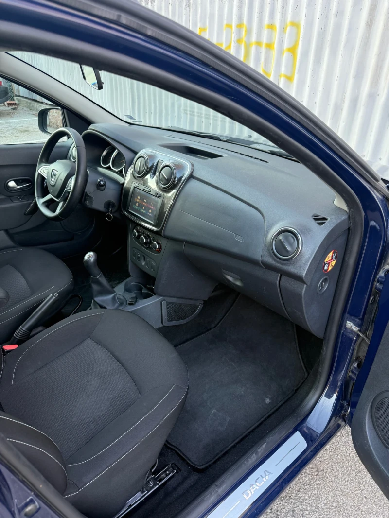 Dacia Logan MCV 1.2 MPI, снимка 8 - Автомобили и джипове - 47002335