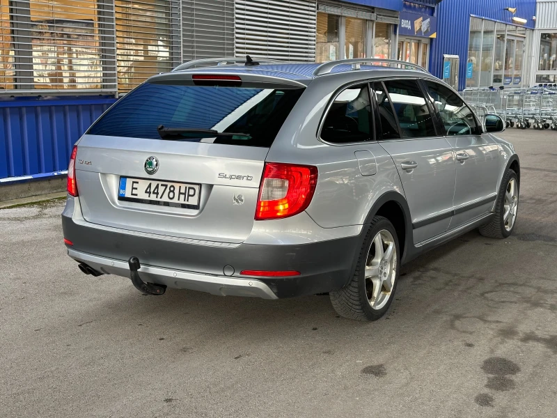 Skoda Superb Scout Nav, снимка 6 - Автомобили и джипове - 48600752