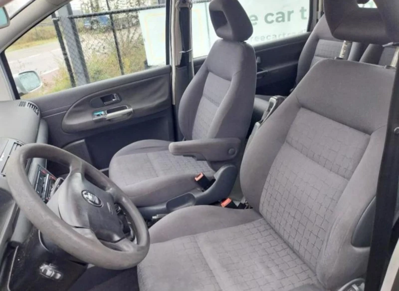 Seat Alhambra 2.0! бензин( доставка до адрес)!!!, снимка 10 - Автомобили и джипове - 48821790