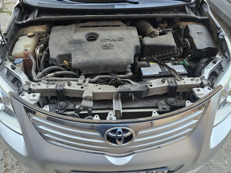 Toyota Avensis 2.0D4D, снимка 10 - Автомобили и джипове - 51538682