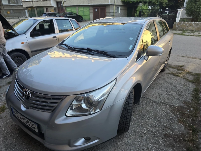 Toyota Avensis 2.0D4D, снимка 2 - Автомобили и джипове - 51538682