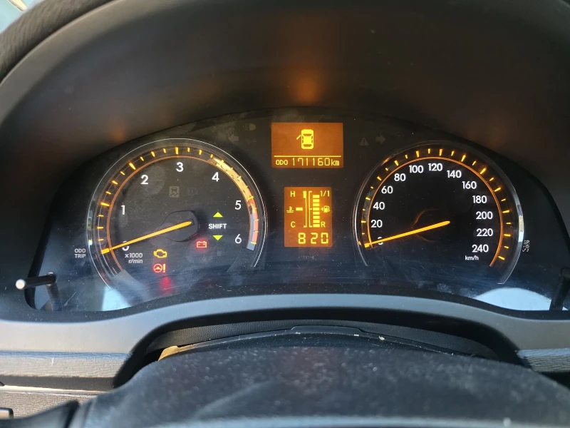 Toyota Avensis 2.0D4D, снимка 7 - Автомобили и джипове - 51538682