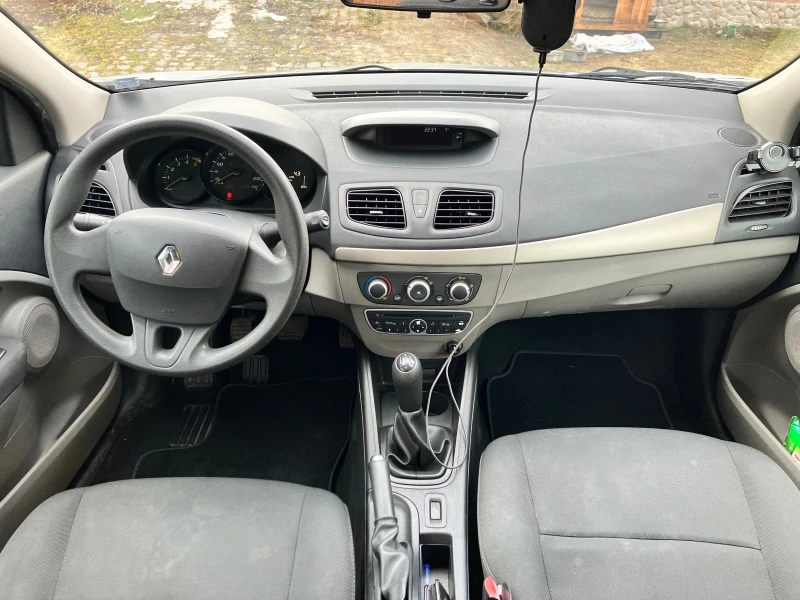 Renault Megane 1.5dci/ProMobile/2012/90кс, снимка 9 - Автомобили и джипове - 51924631
