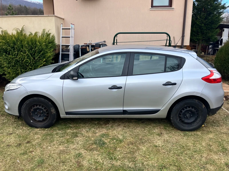 Renault Megane 1.5dci/ProMobile/2012/90кс, снимка 8 - Автомобили и джипове - 51924631
