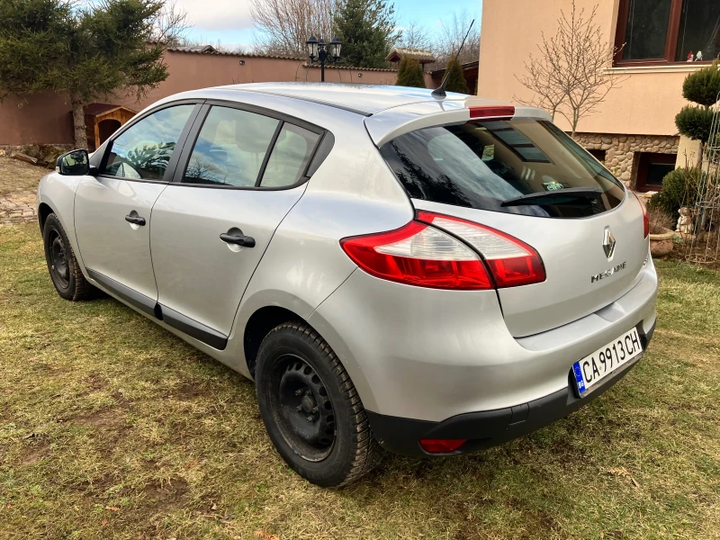 Renault Megane 1.5dci/ProMobile/2012/90кс, снимка 4 - Автомобили и джипове - 51924631