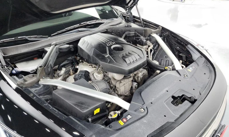 Kia Stinger 2.0 Turbo 2WD * НАЙ-ДОБРА ЦЕНА В БЪЛГАРИЯ* , снимка 6 - Автомобили и джипове - 51965232