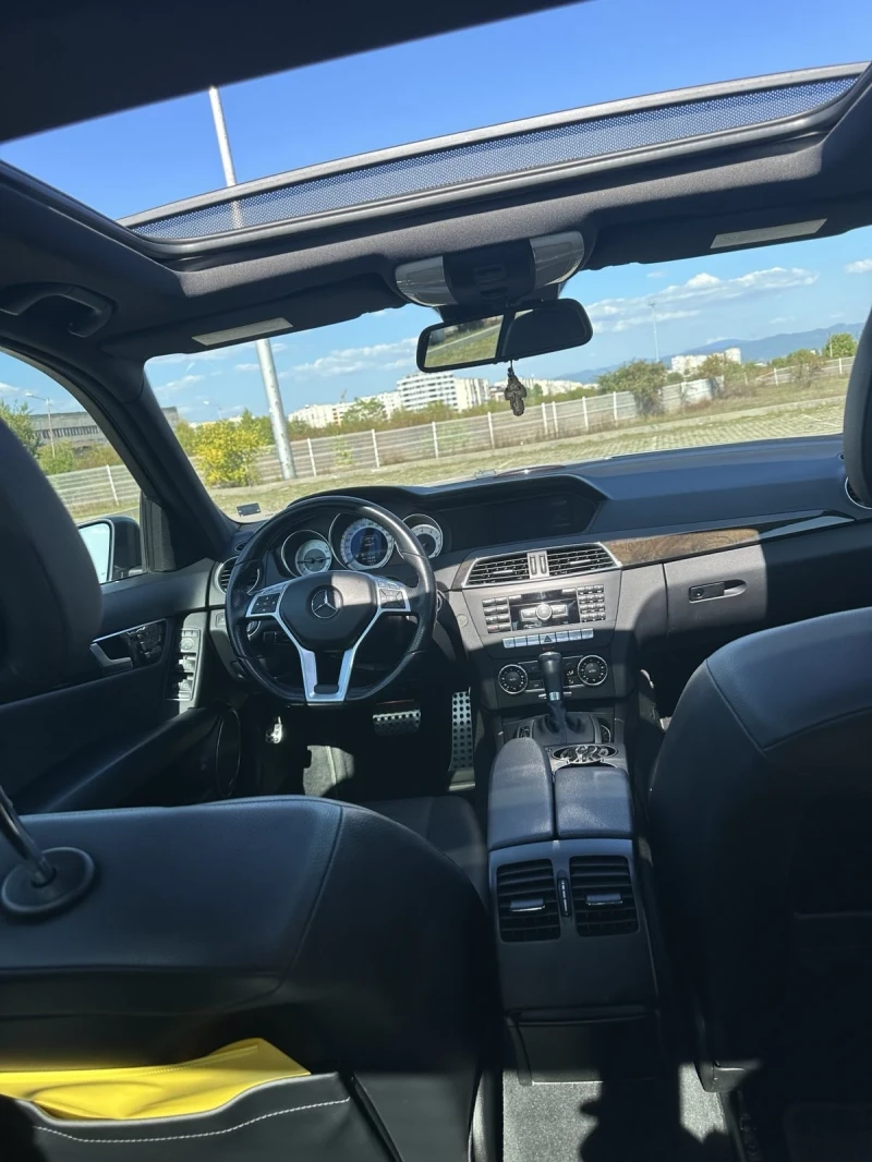 Mercedes-Benz C 350 Facelift, снимка 12 - Автомобили и джипове - 53394639