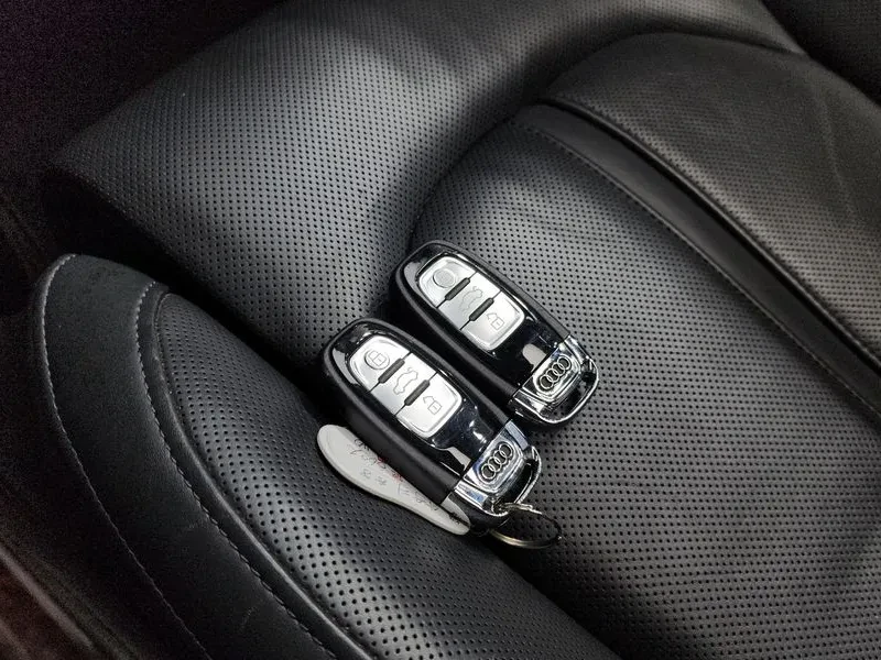 Audi A8 A8 50 Tdi Quattro D4, снимка 17 - Автомобили и джипове - 54957924