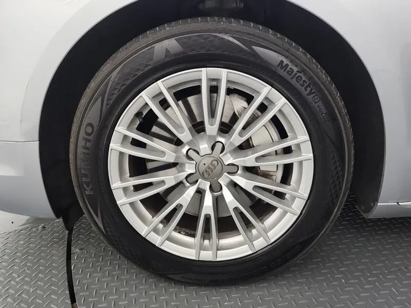 Audi A8 A8 50 Tdi Quattro D4, снимка 5 - Автомобили и джипове - 54957924