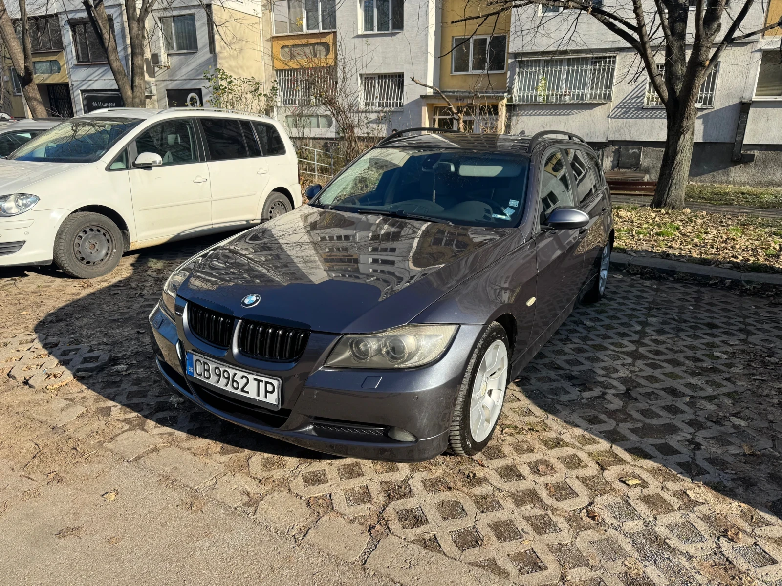 BMW 330, снимка 1