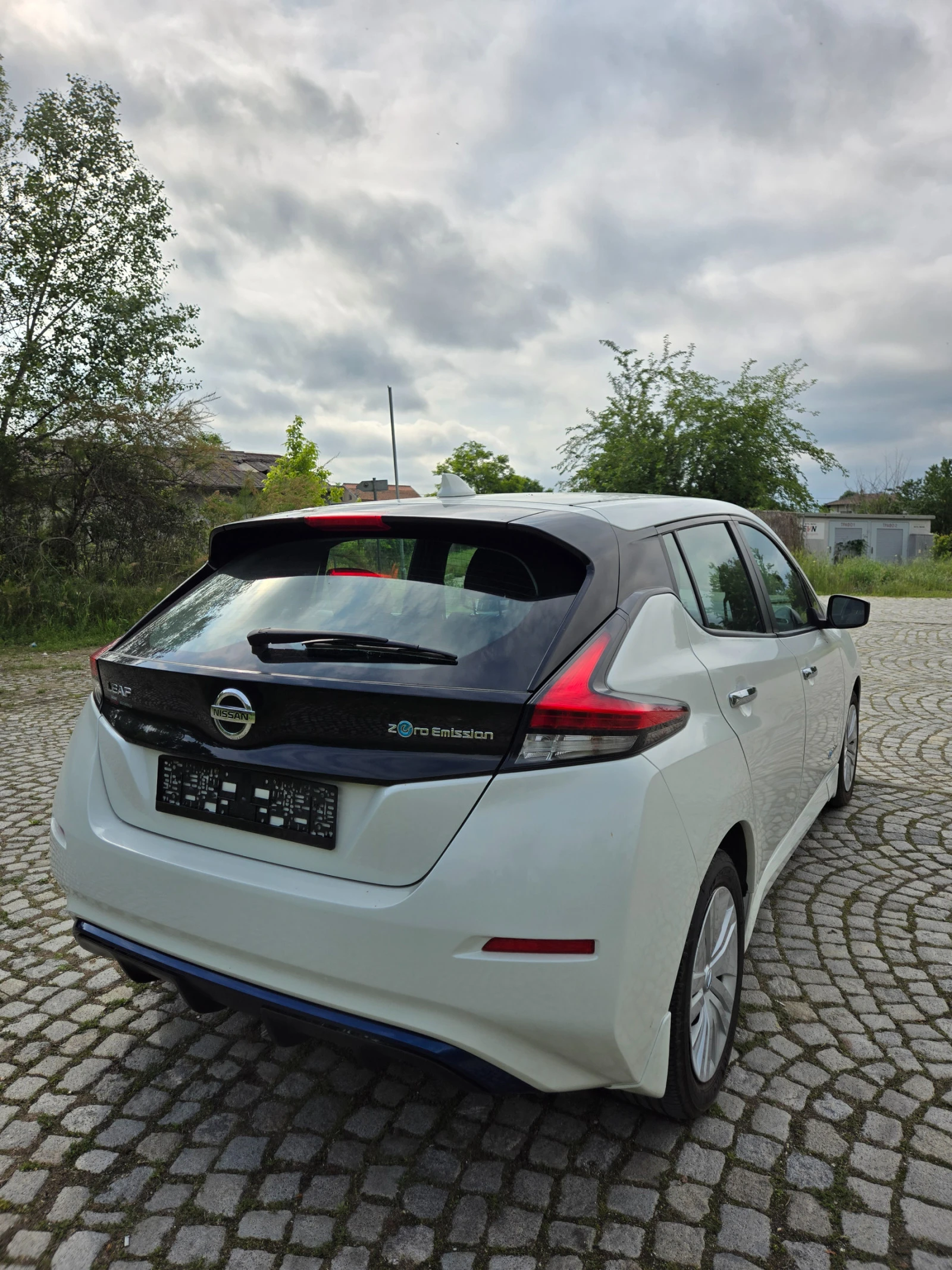 Nissan Leaf  40 KWh - изображение 7