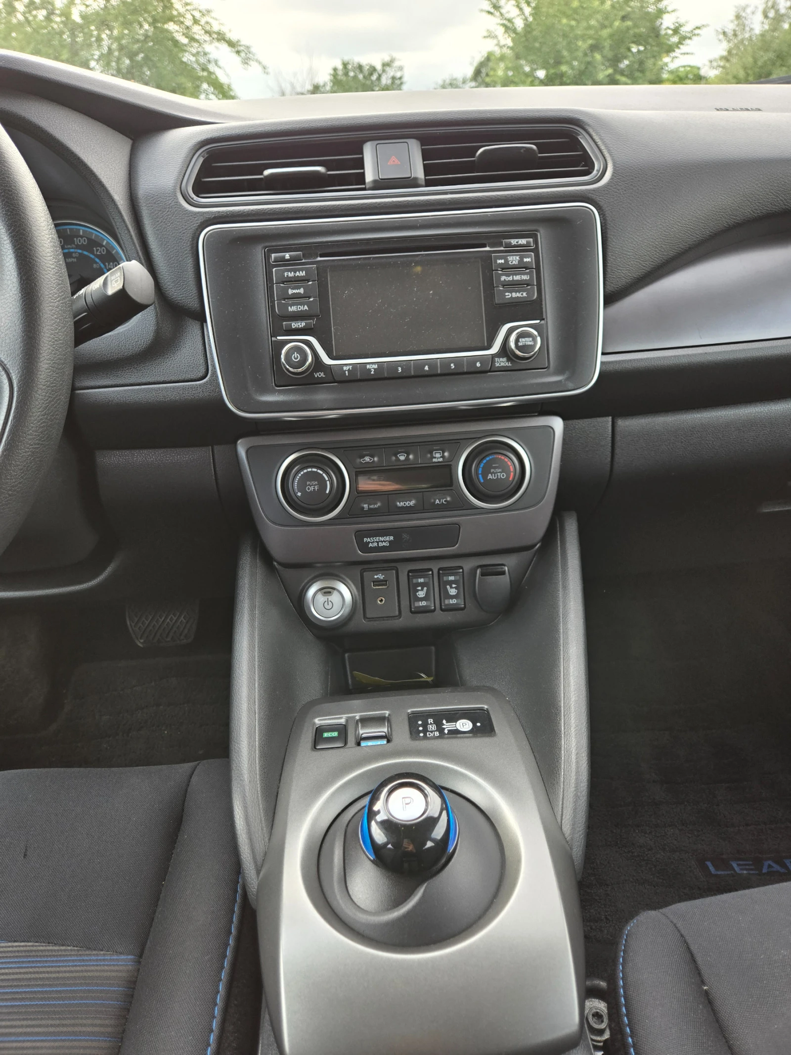 Nissan Leaf  40 KWh | Mobile.bg   13