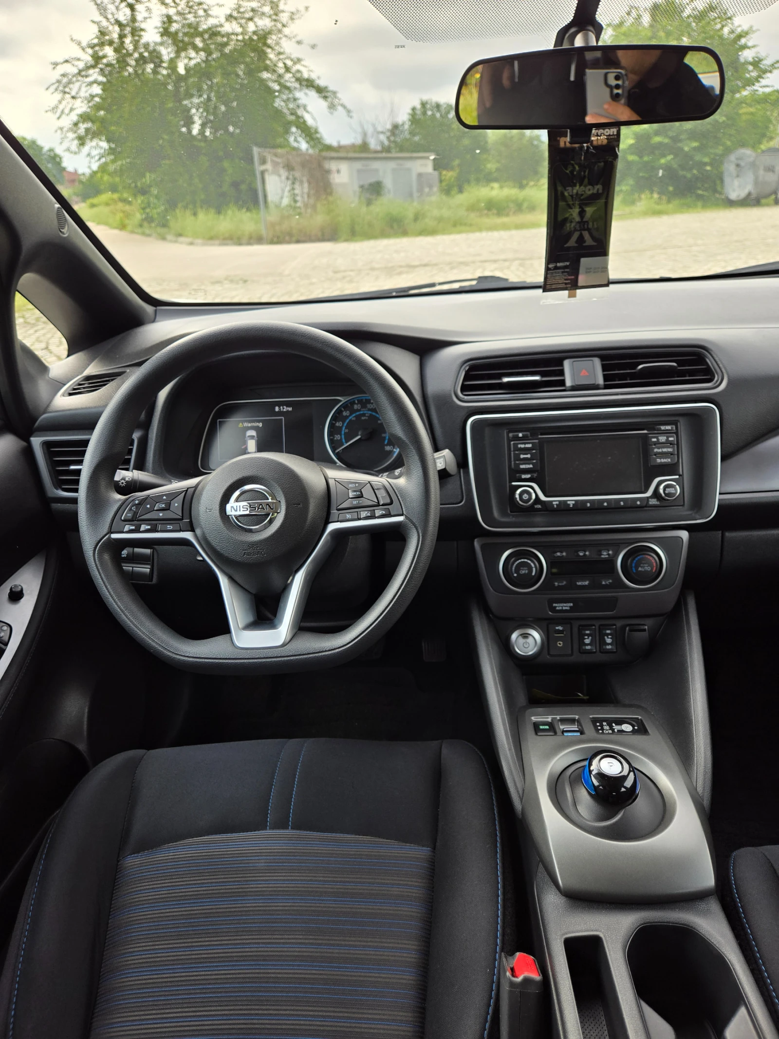 Nissan Leaf  40 KWh | Mobile.bg   12