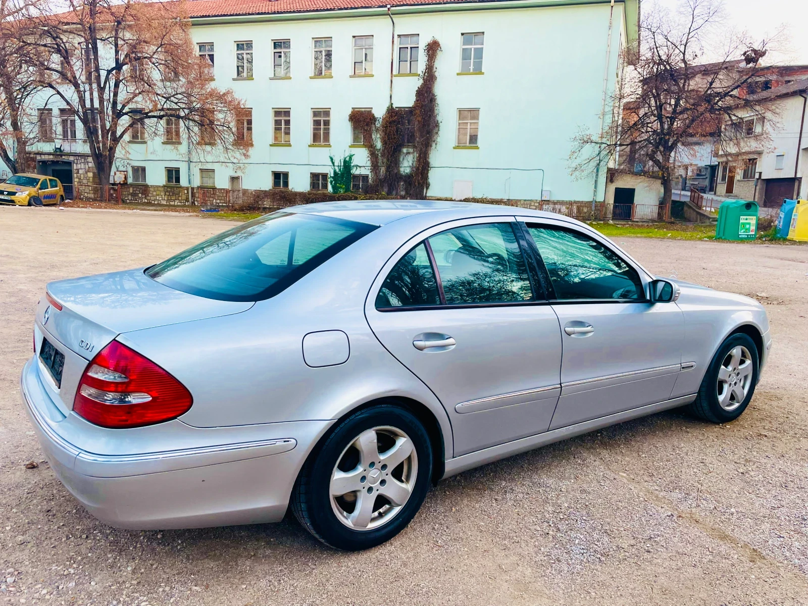 Mercedes-Benz E 220 ELEGANCE 220CDI 6-СК В МН ДОБРО СЪСТОЯНИЕ - изображение 8