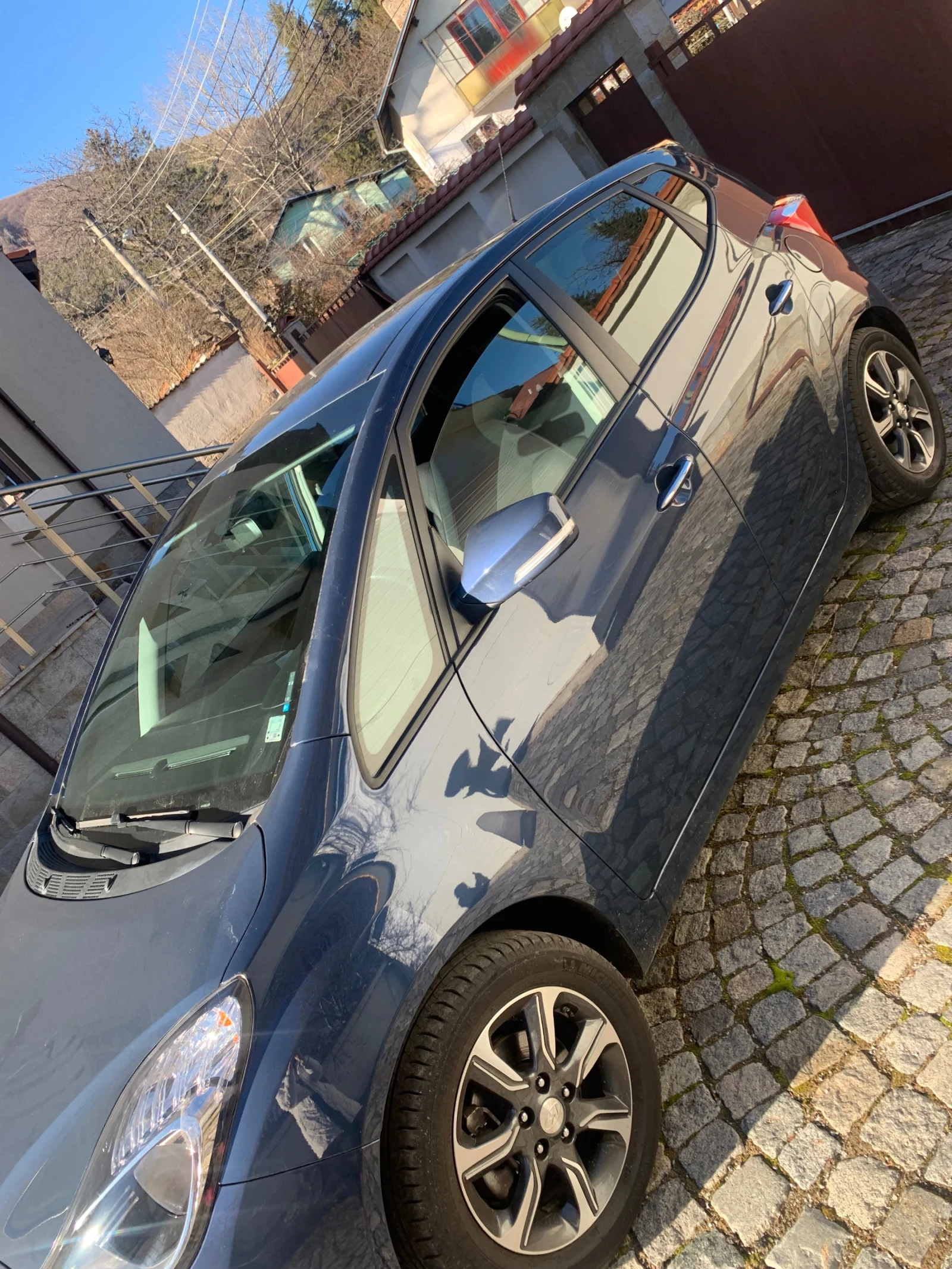 Hyundai Ix20 1, 6 Бензин, Автоматик, УНИКАТ, Панорамен покрив  - изображение 8