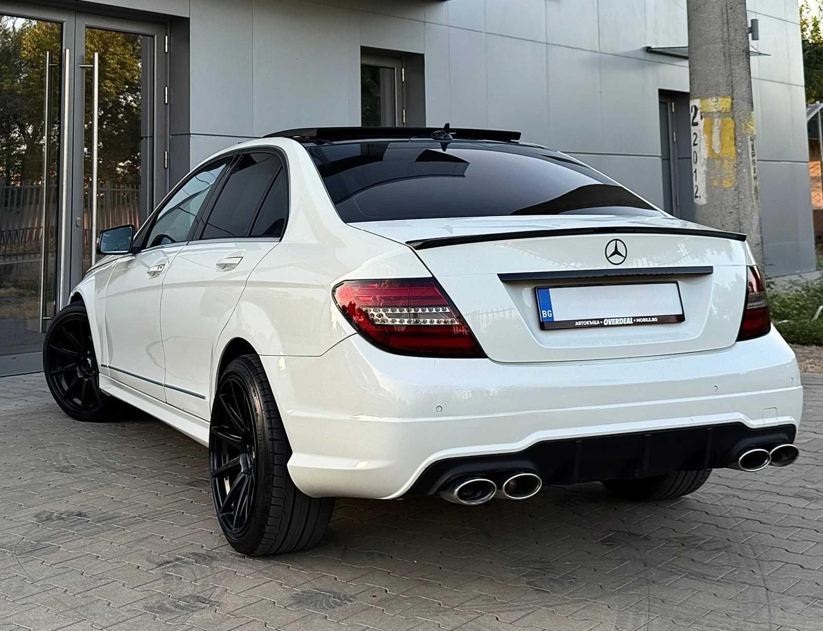 Mercedes-Benz C 250 d* AMG* PANO* DIGITAL* ЛИЗИНГ - изображение 6