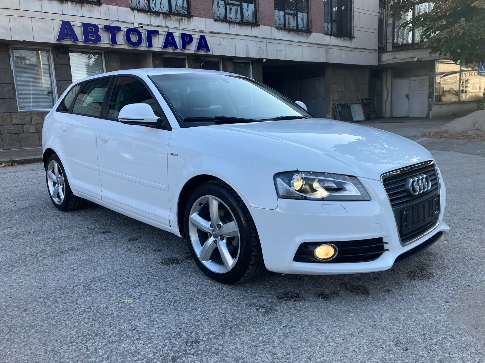 Audi A3 Sportback Sline 1.9-105kc - изображение 3