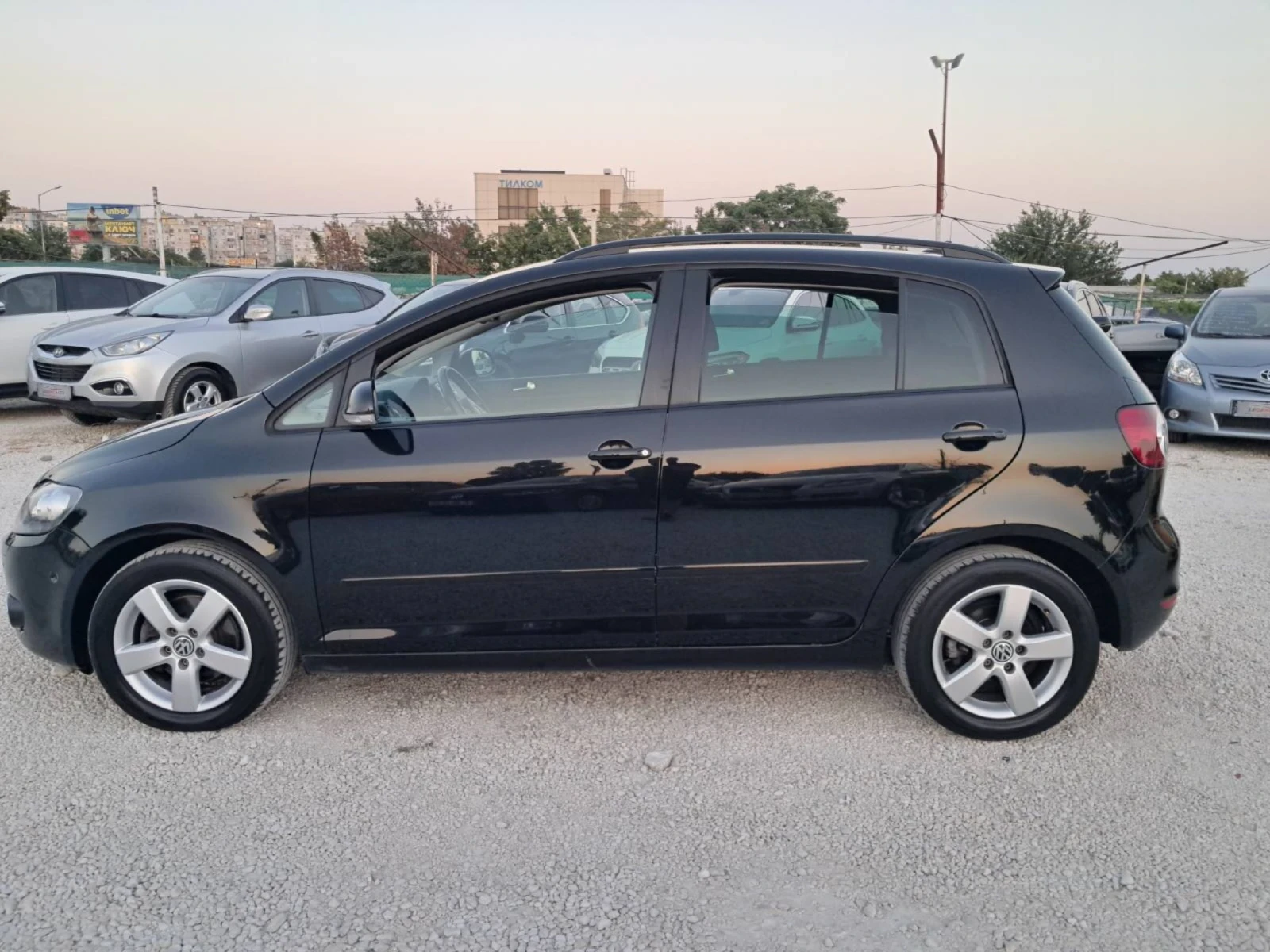 VW Golf Plus 2.0TDI АВТОМАТ  - изображение 8