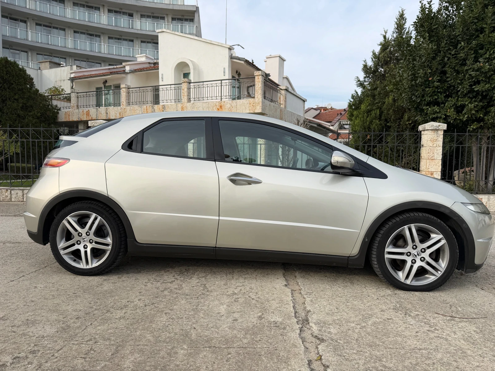 Honda Civic 1.8 i-VTEC | Mobile.bg   2
