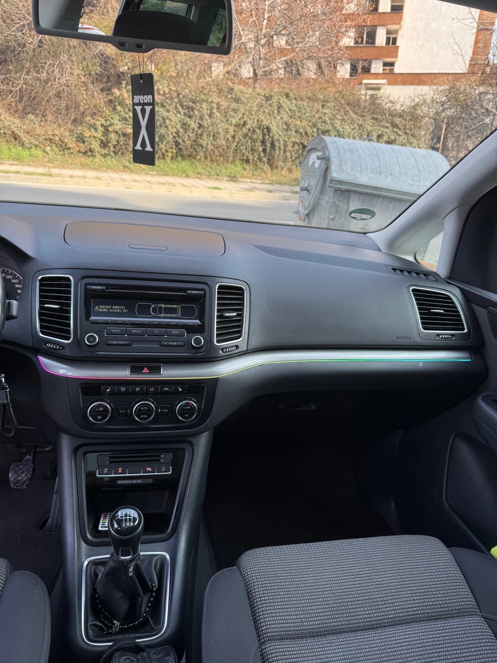 VW Sharan  - изображение 7