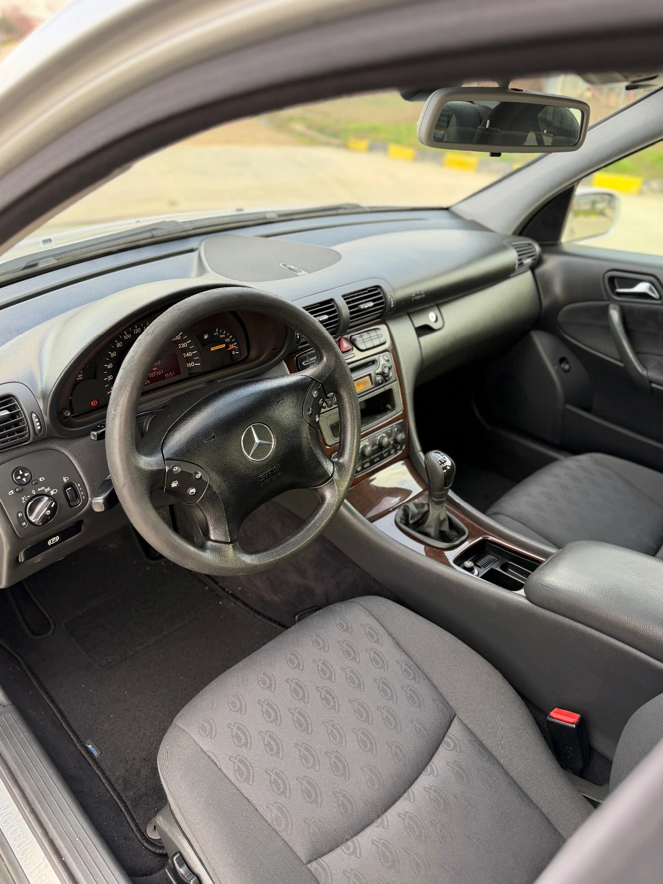 Mercedes-Benz C 220 Classic 187 хил км 2.2 CDI 150 hp - изображение 8