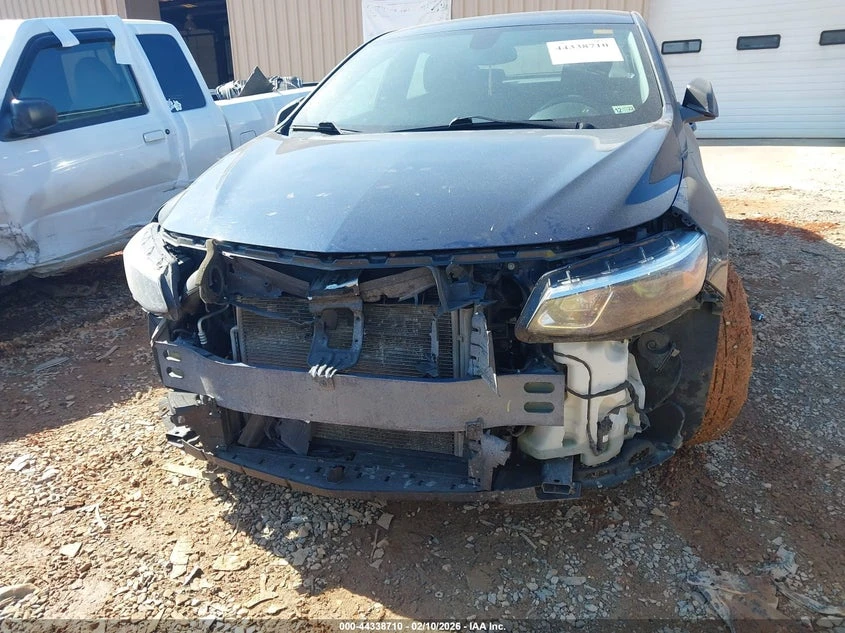 Chevrolet Malibu 1.5L I-4 DI, DOHC, VVT, TURBO, 160HP Front Wheel | Mobile.bg � ����������� 17