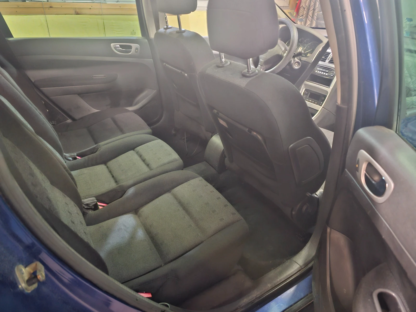 Peugeot 307 Гаражно- Климатроник, снимка 14 - Автомобили и джипове - 54225462