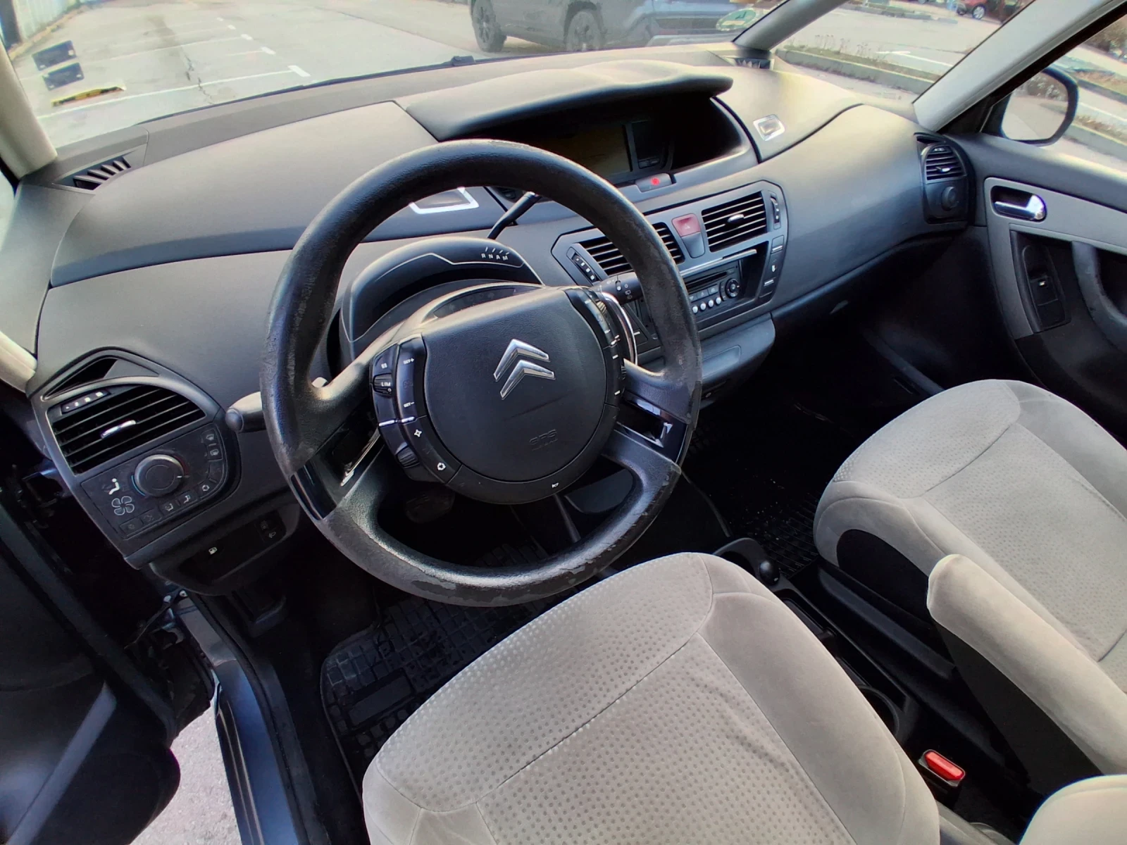 Citroen Grand C4 Picasso, снимка 8 - Автомобили и джипове - 54370196