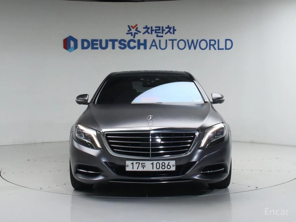 Mercedes-Benz S 500 L* 4MATIC* ОБДУХВАНЕ* МАСАЖ* 360* КАМЕРИ* ПАНО* , снимка 2 - Автомобили и джипове - 54457183
