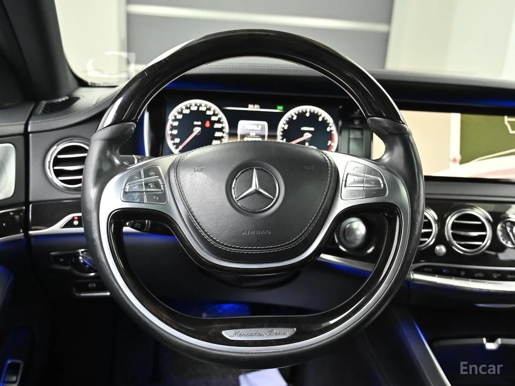 Mercedes-Benz S 500 L* 4MATIC* ОБДУХВАНЕ* МАСАЖ* 360* КАМЕРИ* ПАНО* , снимка 6 - Автомобили и джипове - 54457183