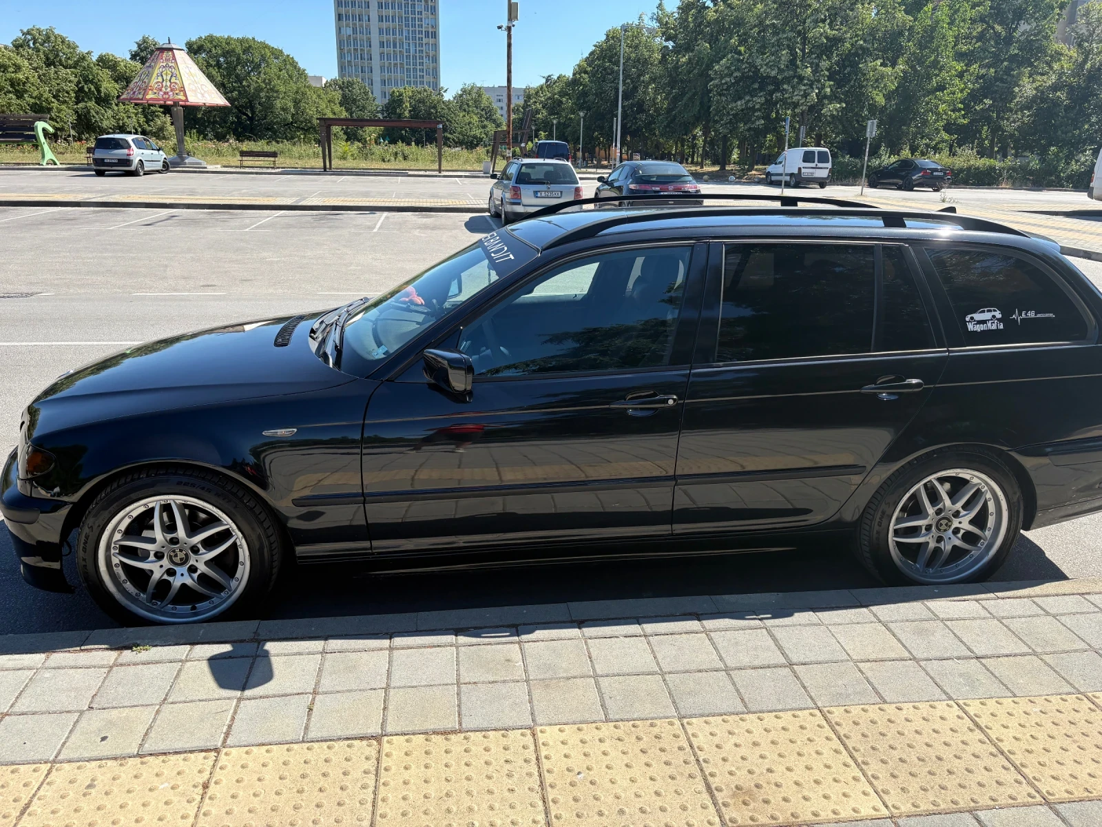 BMW 320 320d Touring, снимка 5 - Автомобили и джипове - 55244683