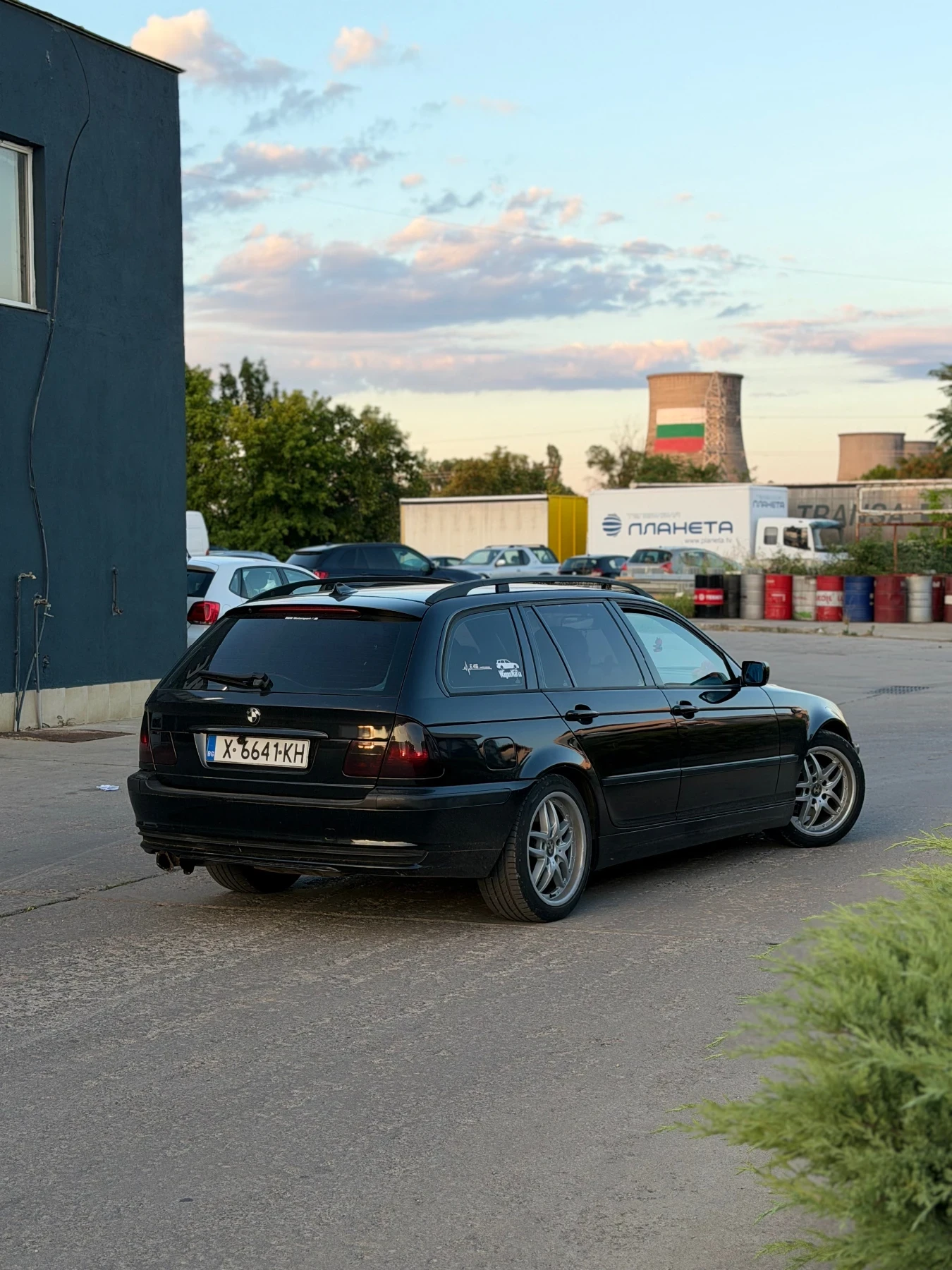 BMW 320 320d Touring, снимка 8 - Автомобили и джипове - 55244683