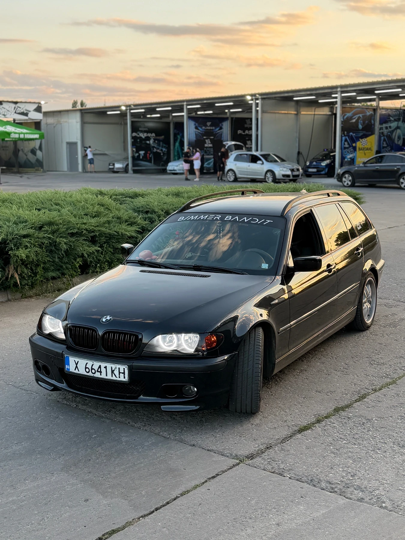 BMW 320 320d Touring, снимка 9 - Автомобили и джипове - 55244683