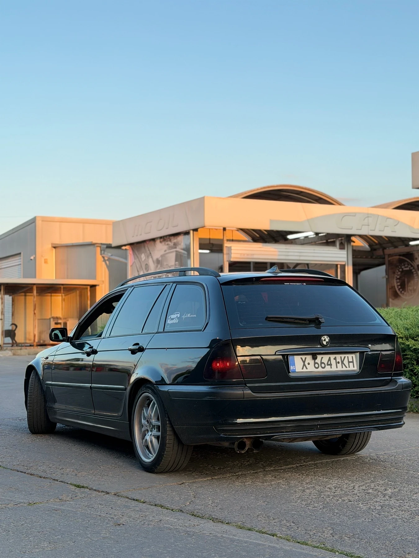 BMW 320 320d Touring, снимка 4 - Автомобили и джипове - 55244683