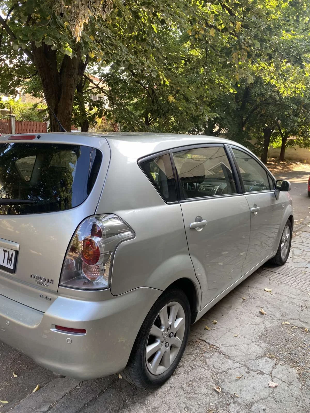 Toyota Corolla verso 1.6 tdi, снимка 7 - Автомобили и джипове - 55244862